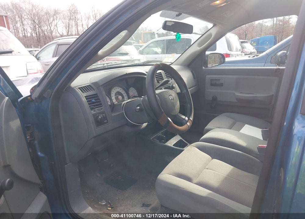 2005 DODGE DAKOTA ST VIN: 1D7HE22KX5S277092