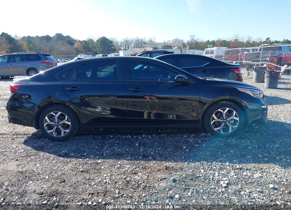 2021 KIA FORTE LXS VIN: 3KPF24AD6ME265547