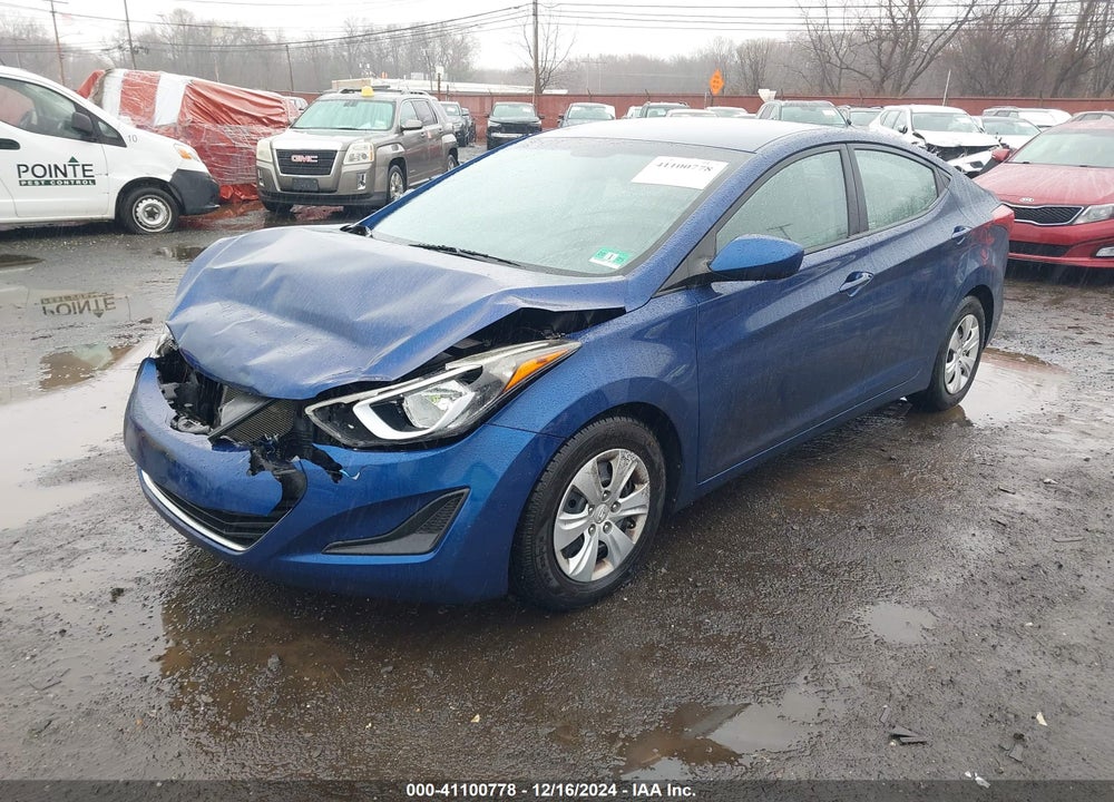 2016 HYUNDAI ELANTRA VIN: 5NPDH4AE2GH728749