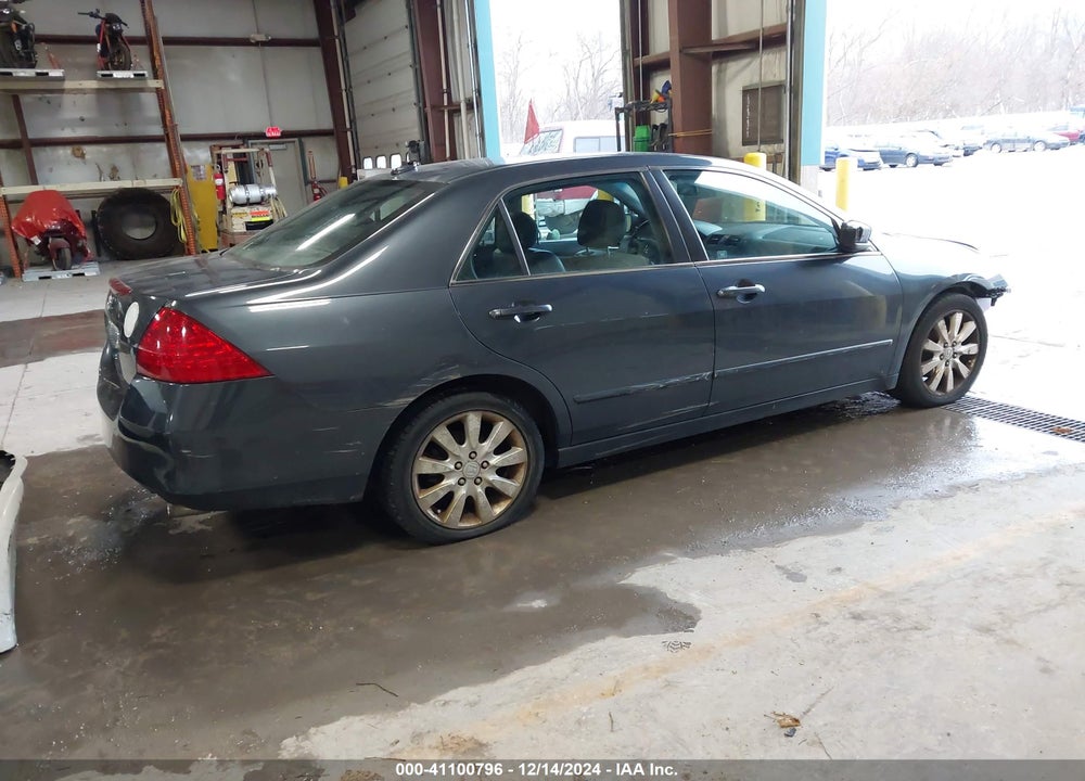 2006 HONDA ACCORD 3.0 EX VIN: 1HGCM66596A050360