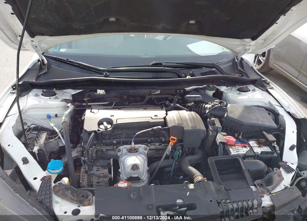 2013 HONDA ACCORD LX VIN: 1HGCR2F34DA133216
