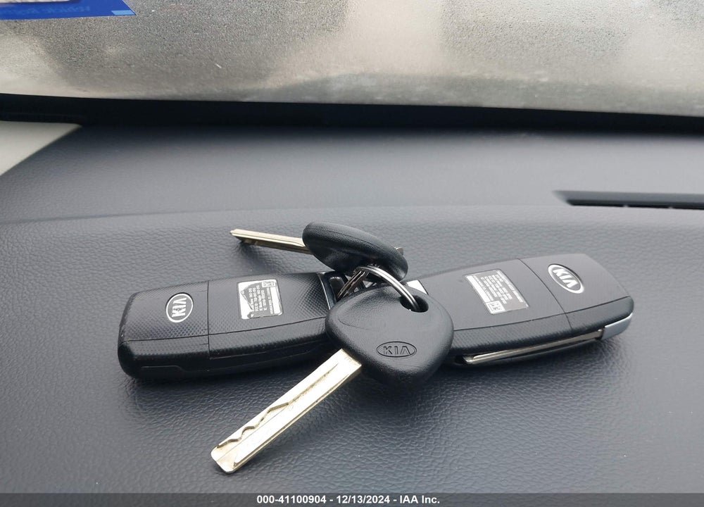 2016 KIA RIO EX VIN: KNADN4A30G6665875