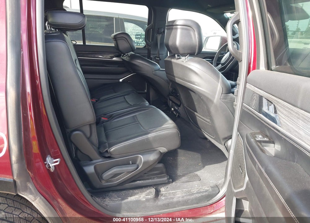2022 JEEP WAGONEER SERIES II 4X4 VIN: 1C4SJVBTXNS182831