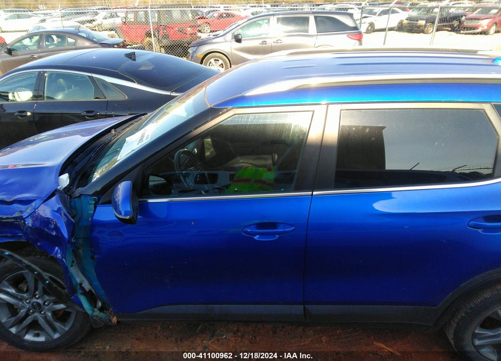 2021 KIA SELTOS S VIN: KNDEU2AA4M7083992