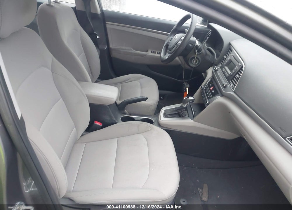 2018 HYUNDAI ELANTRA SE VIN: 5NPD74LF3JH332054