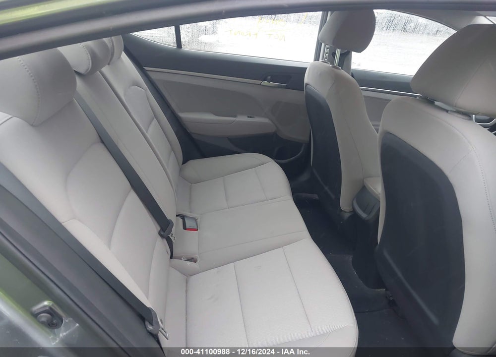 2018 HYUNDAI ELANTRA SE VIN: 5NPD74LF3JH332054
