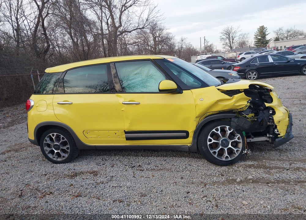 2014 FIAT 500L TREKKING VIN: ZFBCFADH7EZ021550