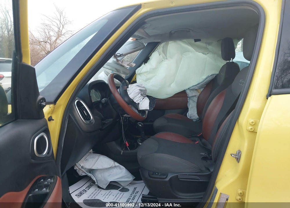 2014 FIAT 500L TREKKING VIN: ZFBCFADH7EZ021550