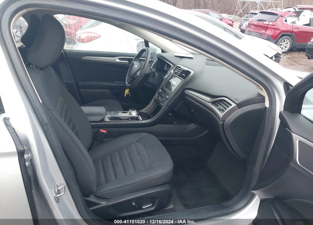 2018 FORD FUSION SE VIN: 3FA6P0H7XJR114666
