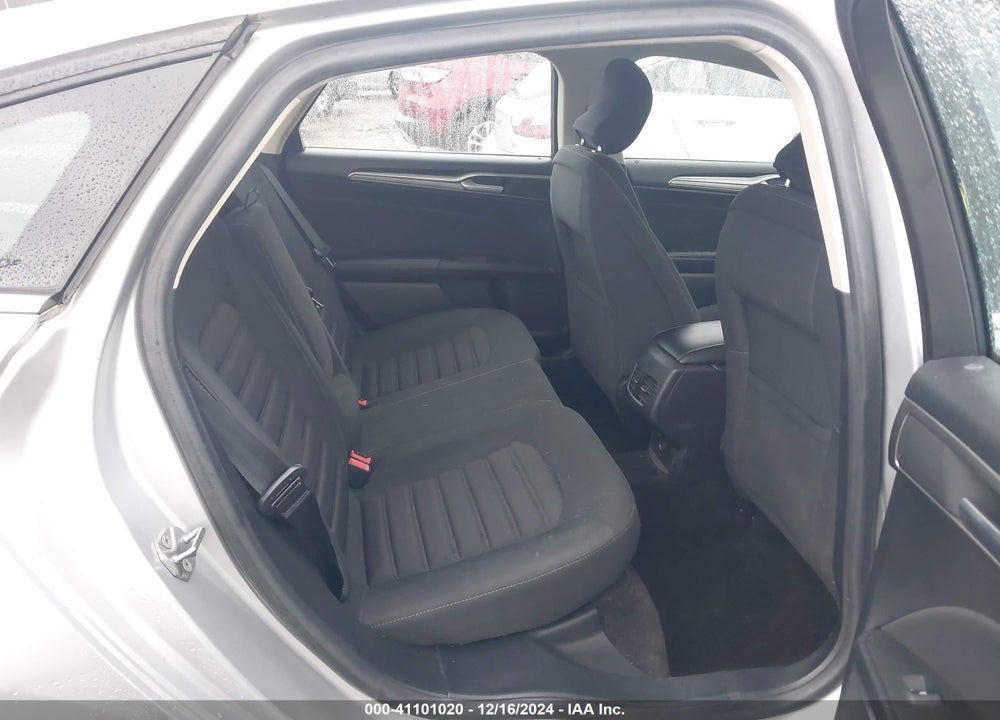 2018 FORD FUSION SE VIN: 3FA6P0H7XJR114666