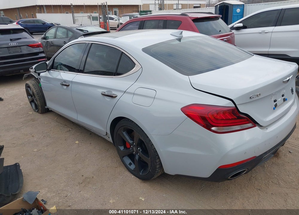 2020 GENESIS G70 3.3T RWD VIN: KMTG34LEXLU050035