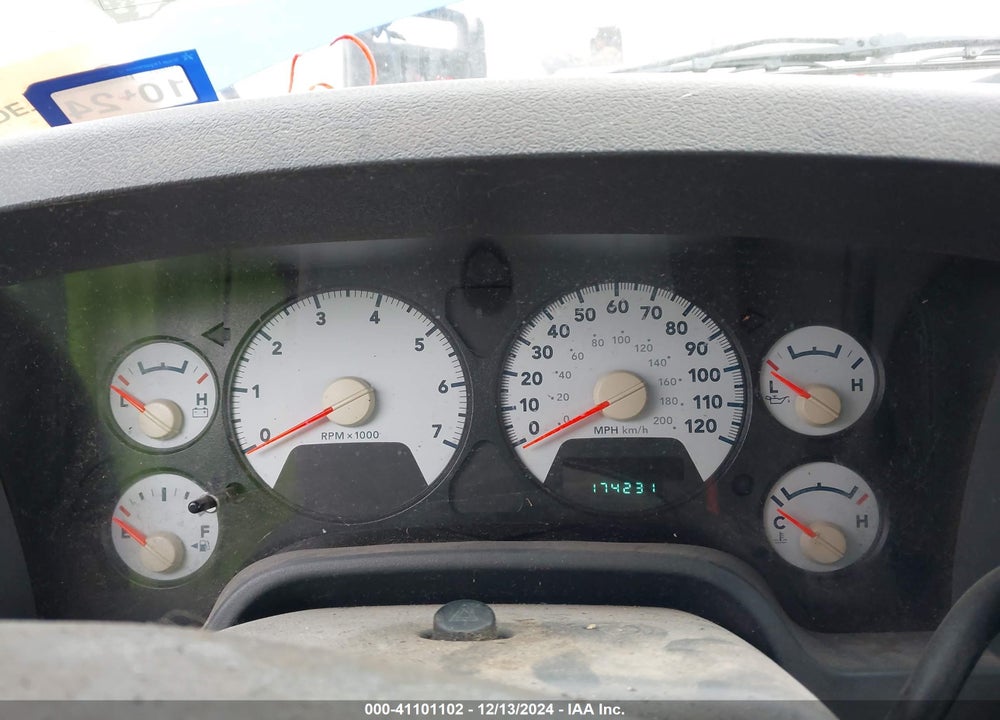 2008 DODGE RAM 1500 SLT VIN: 1D7HA18N08J203424