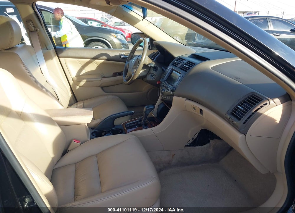 2007 HONDA ACCORD 2.4 EX VIN: 1HGCM56727A074240