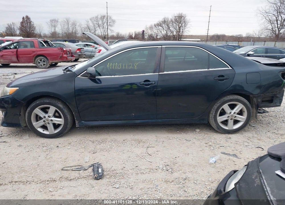 2013 TOYOTA CAMRY SE VIN: 4T1BF1FK6DU234630