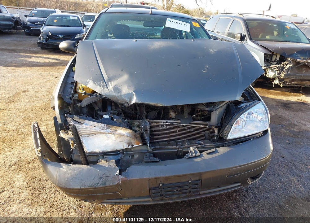 2005 FORD FOCUS ZX5 VIN: 3FAFP37N95R111359