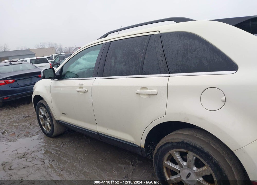 2007 LINCOLN MKX VIN: 2LMDU68C67BJ21745