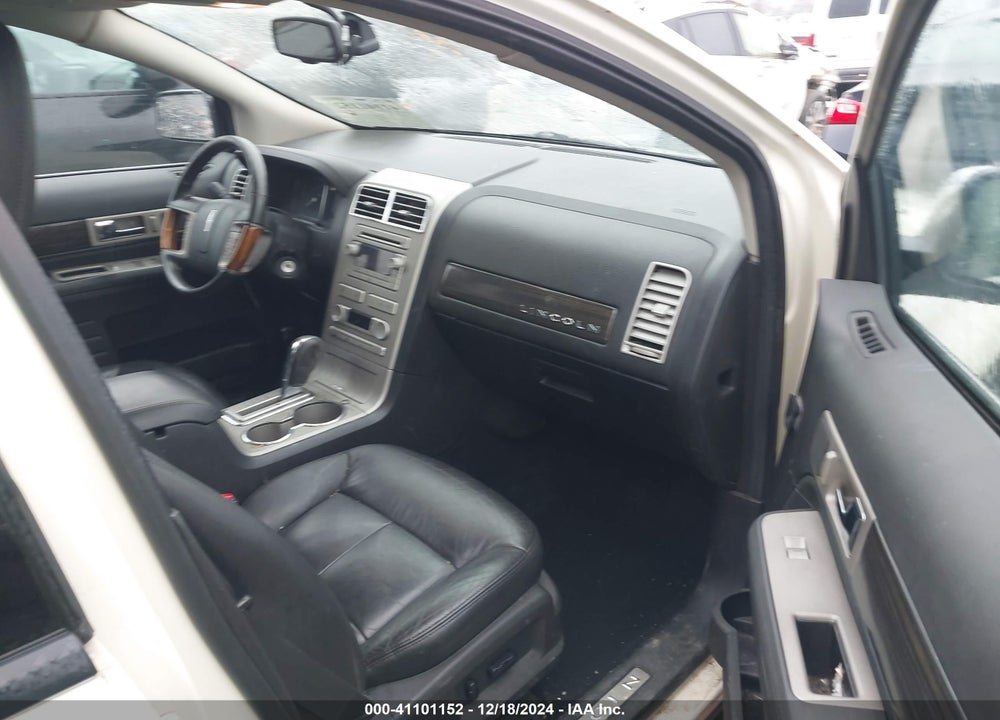 2007 LINCOLN MKX VIN: 2LMDU68C67BJ21745