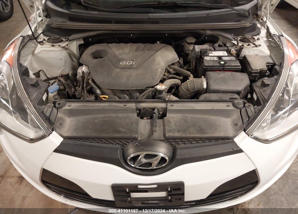 2013 HYUNDAI VELOSTER VIN: KMHTC6AD1DU109361
