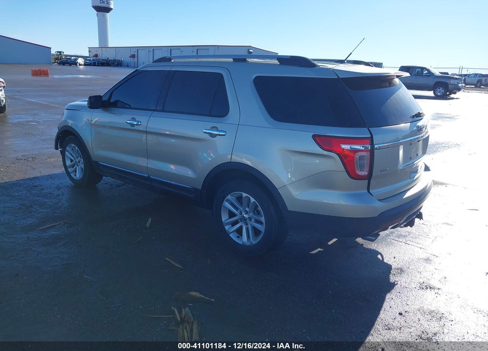 2011 FORD EXPLORER XLT VIN: 1FMHK7D88BGA71667