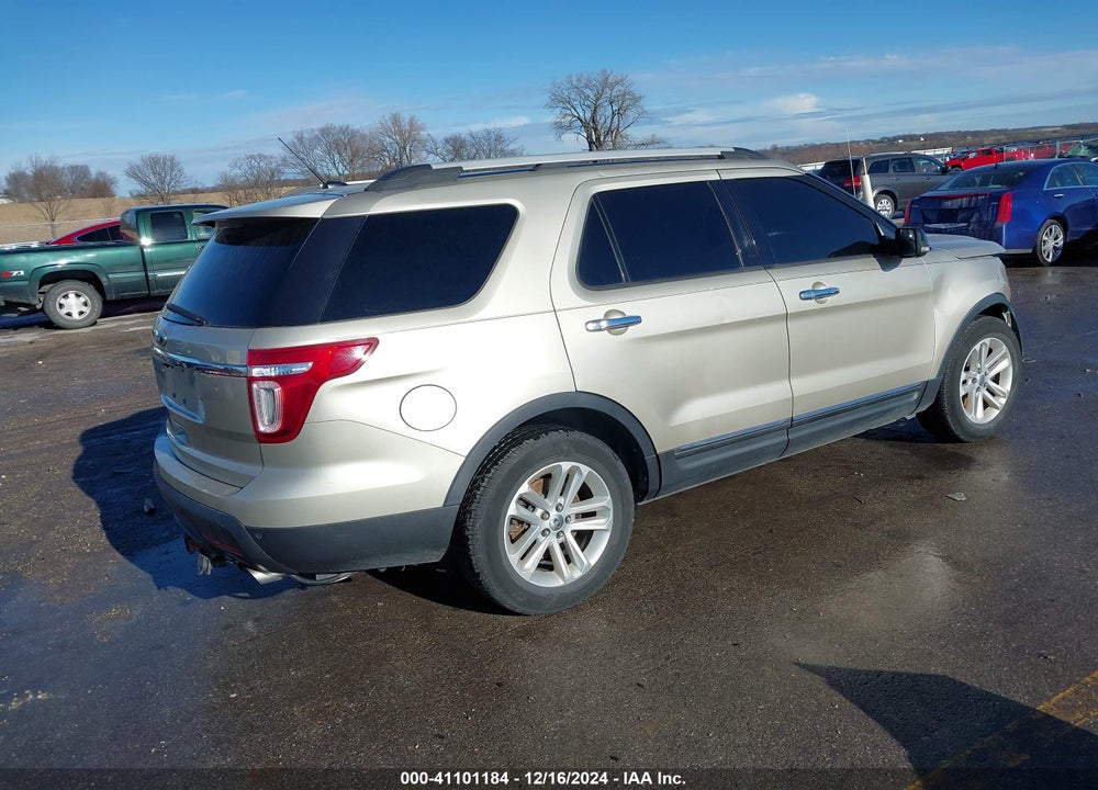 2011 FORD EXPLORER XLT VIN: 1FMHK7D88BGA71667