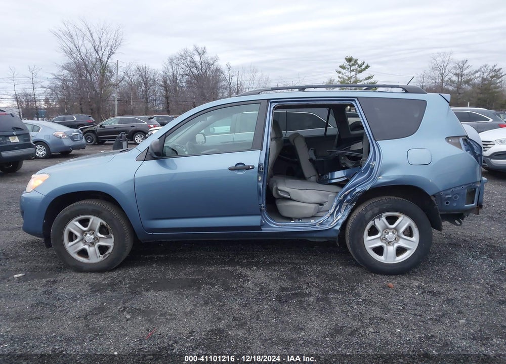 2011 TOYOTA RAV4 VIN: 2T3JF4DV6BW100800