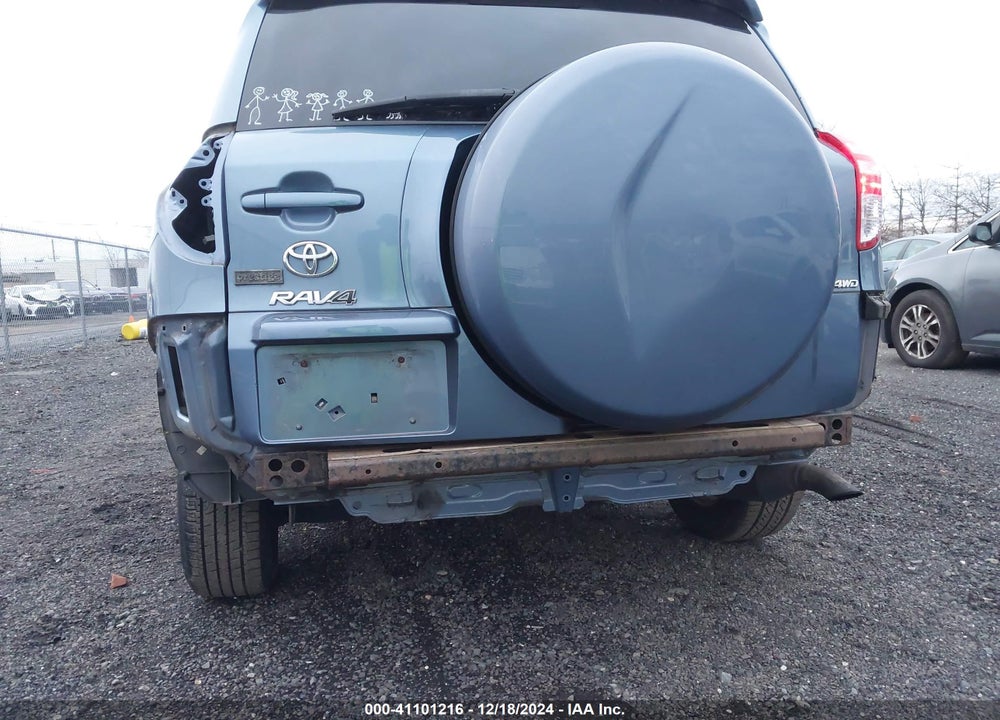 2011 TOYOTA RAV4 VIN: 2T3JF4DV6BW100800