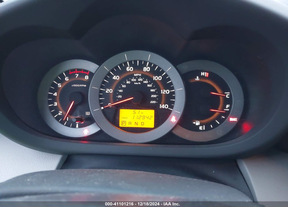 2011 TOYOTA RAV4 VIN: 2T3JF4DV6BW100800