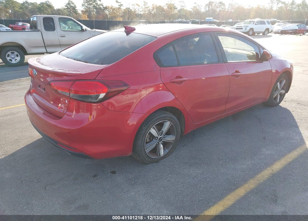 2018 KIA FORTE S VIN: 3KPFL4A70JE257639