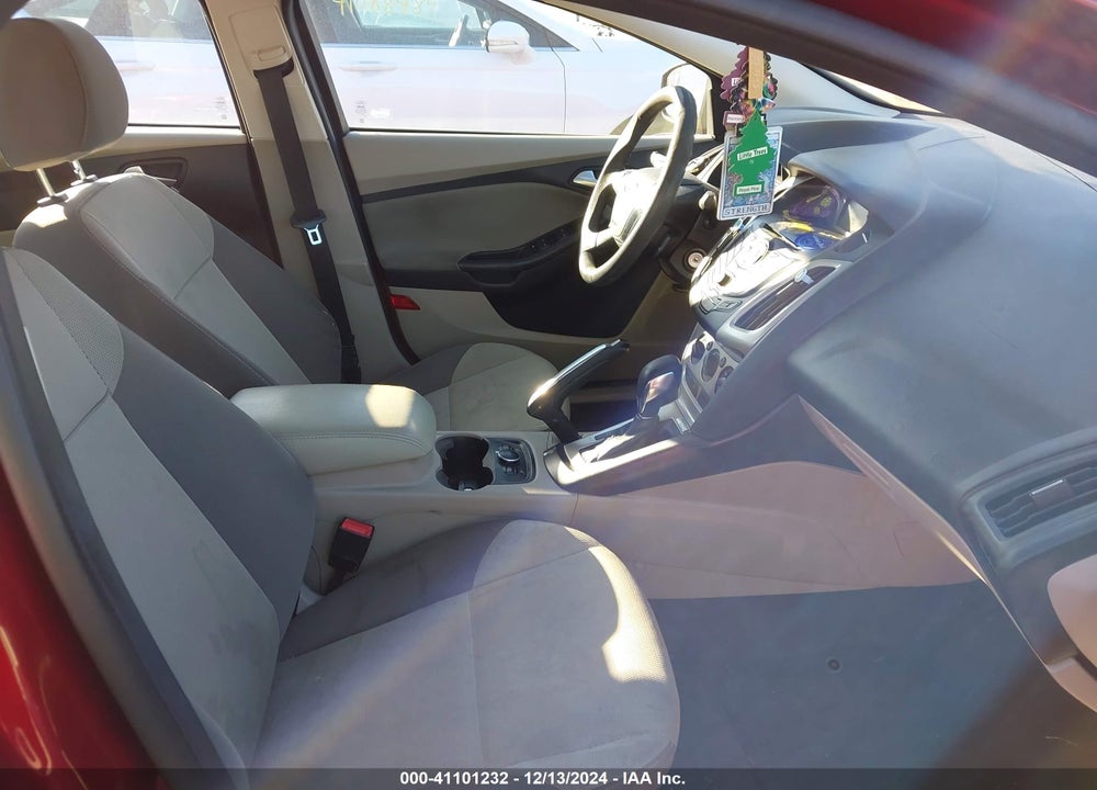 2013 FORD FOCUS SE VIN: 1FADP3F27DL304847