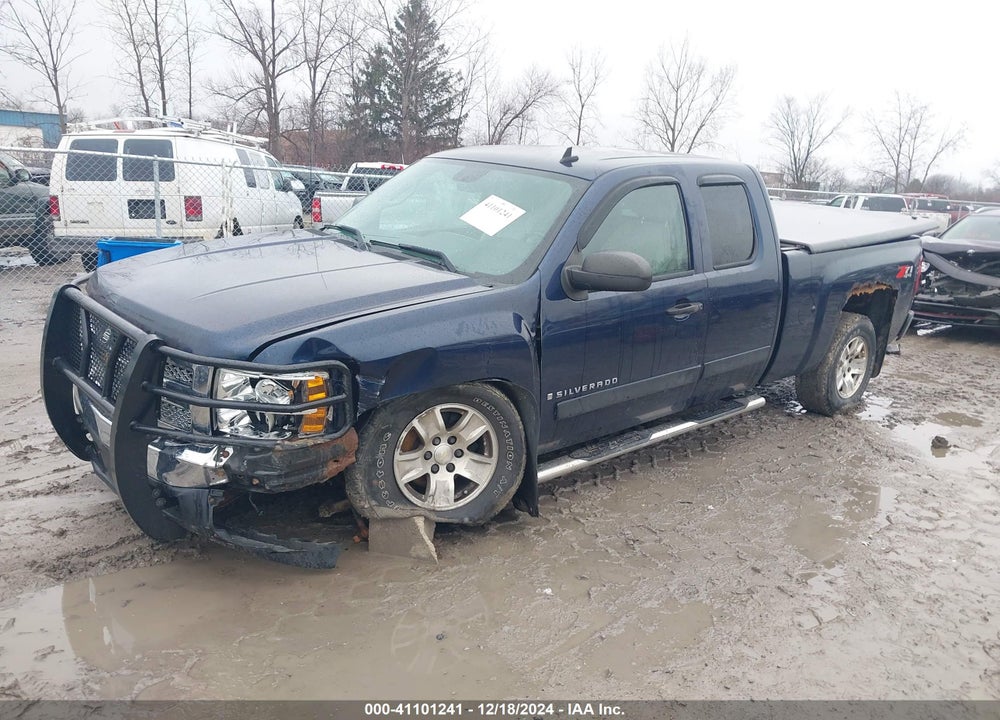 2008 CHEVROLET SILVERADO 1500 LT1 VIN: 2GCEK19J881250281