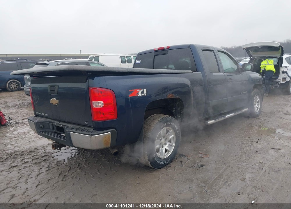2008 CHEVROLET SILVERADO 1500 LT1 VIN: 2GCEK19J881250281