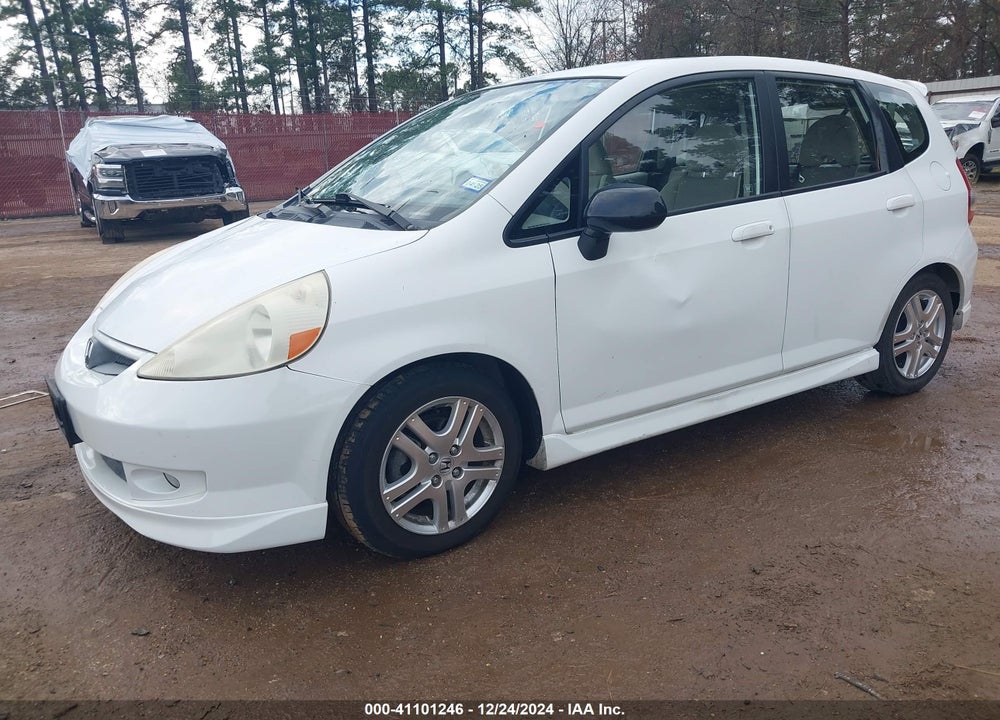 2007 HONDA FIT VIN: JHMGD38637S008250