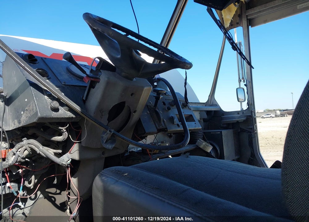 2006 FREIGHTLINER CHASSIS M LINE WALK-IN VAN VIN: 4UZAANCP26CX19678