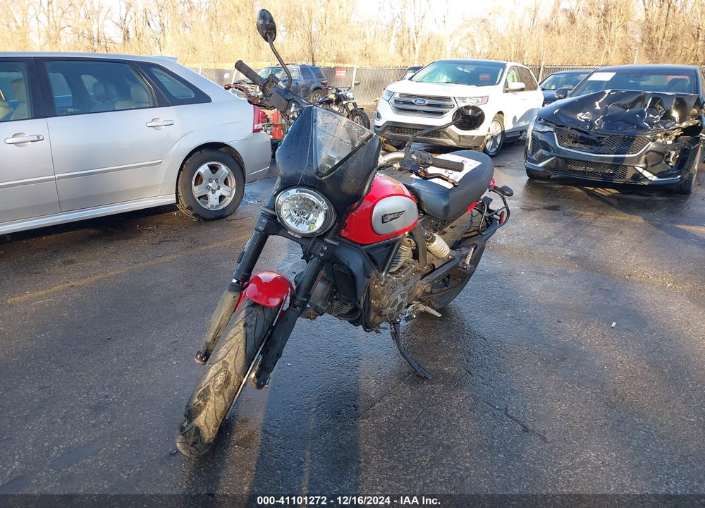 2016 DUCATI SCRAMBLER 800 VIN: ML015ANM5GT009468