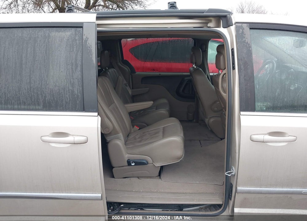 2013 CHRYSLER TOWN & COUNTRY TOURING VIN: 2C4RC1BG3DR539738