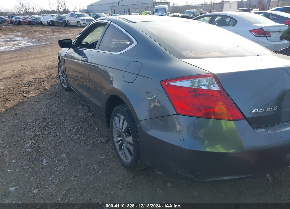 2010 HONDA ACCORD 2.4 EX VIN: 1HGCS1A71AA015547