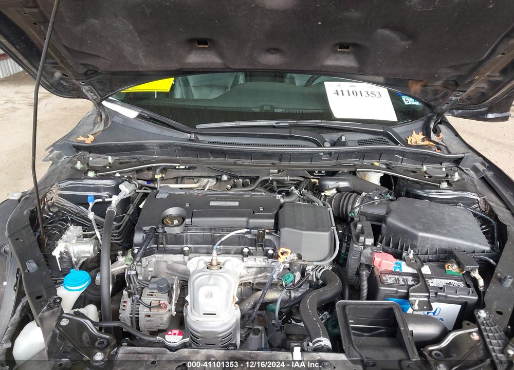 2017 HONDA ACCORD VIN: 1HGCR2F88HA181528