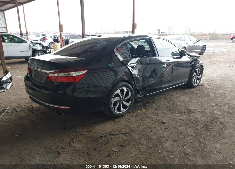 2017 HONDA ACCORD VIN: 1HGCR2F88HA181528
