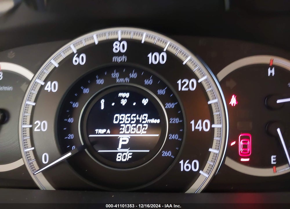 2017 HONDA ACCORD VIN: 1HGCR2F88HA181528