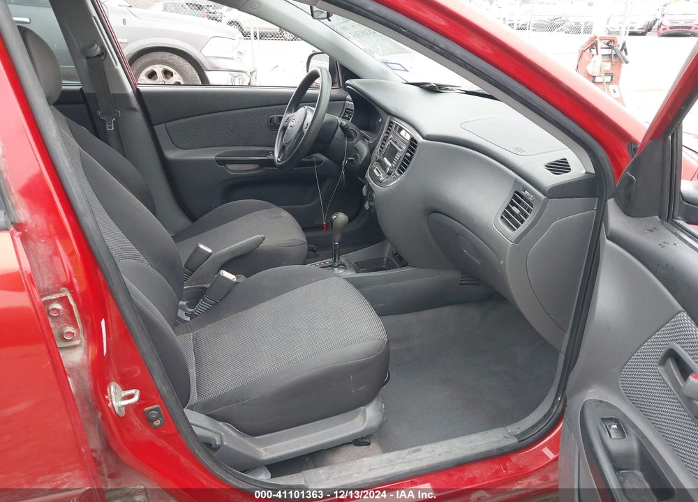 2011 KIA RIO VIN: KNADH4A3XB6912870