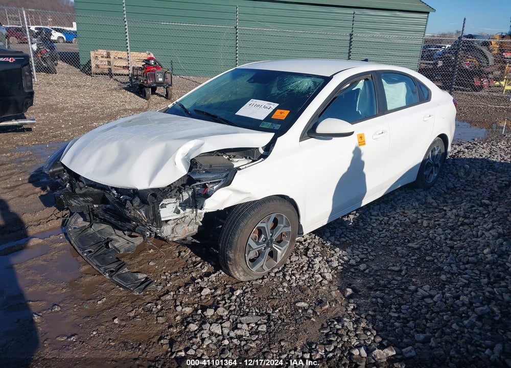 2021 KIA FORTE LXS VIN: 3KPF24AD0ME405527