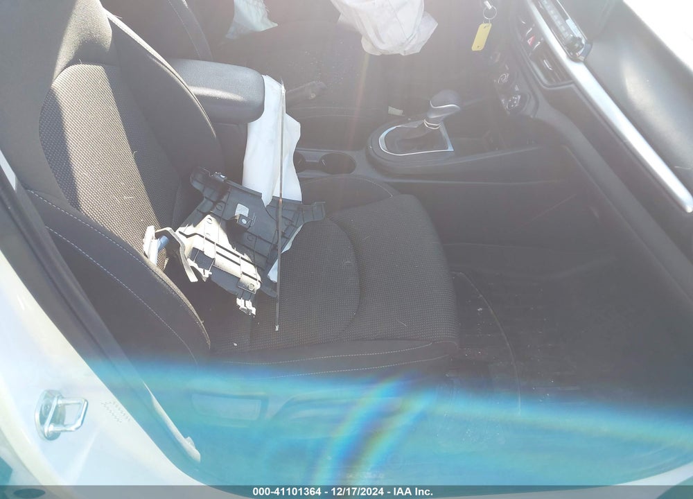 2021 KIA FORTE LXS VIN: 3KPF24AD0ME405527