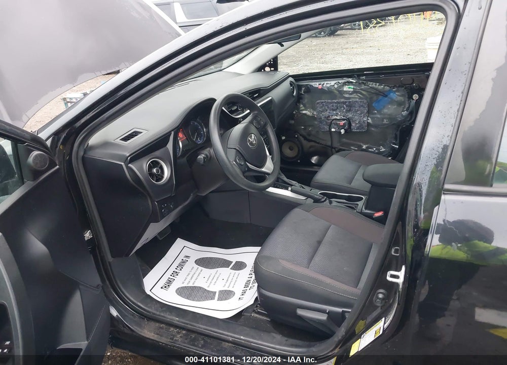 2018 TOYOTA COROLLA VIN: 2T1BURHE9JC086109