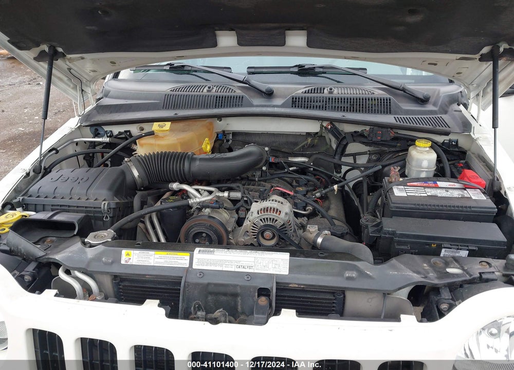 2007 JEEP LIBERTY SPORT VIN: 1J4GL48K57W573870