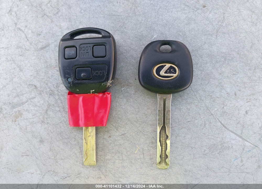 1999 LEXUS ES 300 VIN: JT8BF28G8X0156686