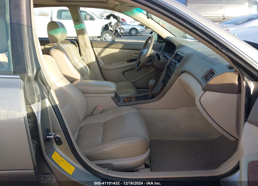 1999 LEXUS ES 300 VIN: JT8BF28G8X0156686