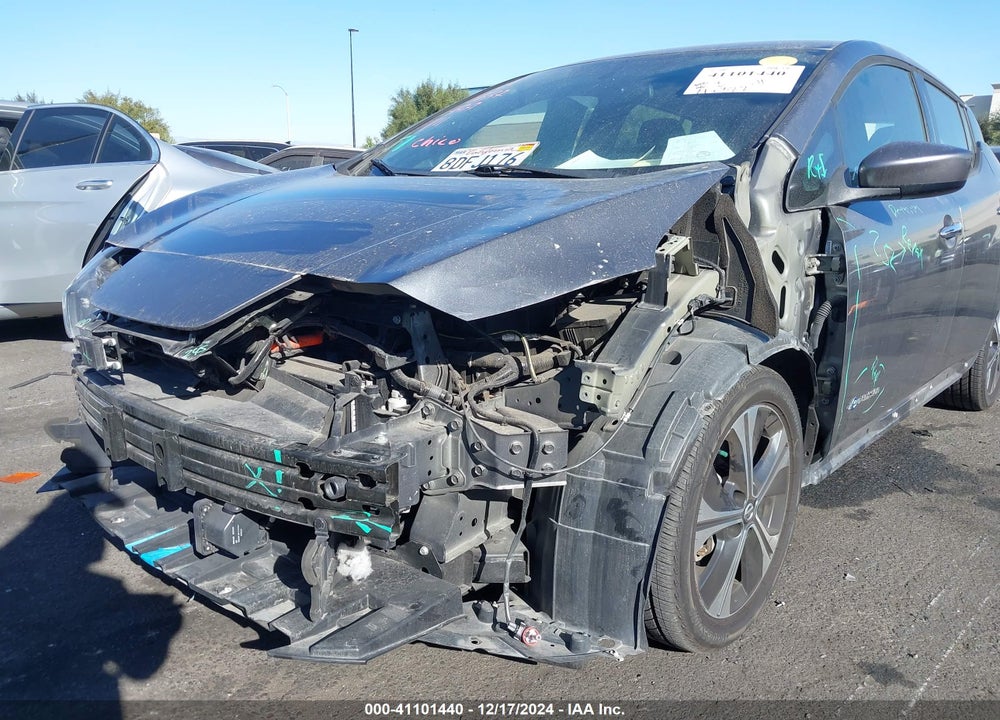 2018 NISSAN LEAF SV VIN: 1N4AZ1CP7JC305560