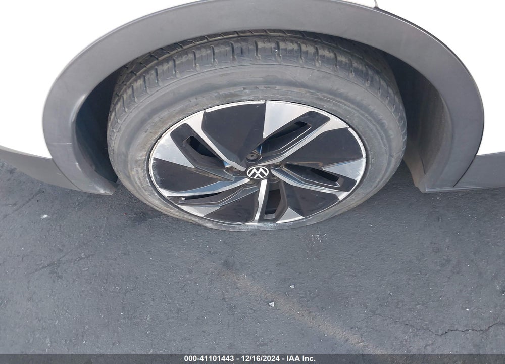2021 VOLKSWAGEN ID.4 VIN: WVGTMPE27MP033915