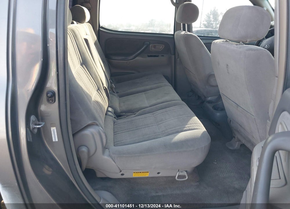2004 TOYOTA TUNDRA SR5 V8 VIN: 5TBET34114S457591