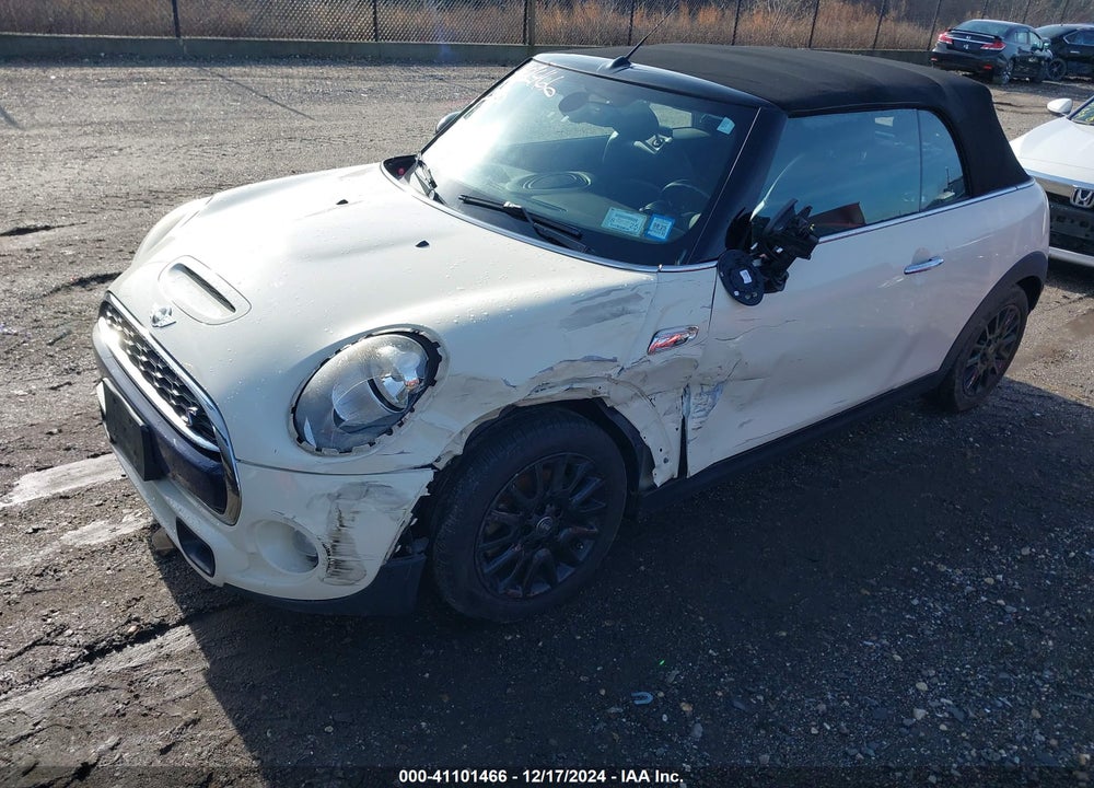 2017 MINI CONVERTIBLE COOPER S VIN: WMWWG9C3XH3A92891